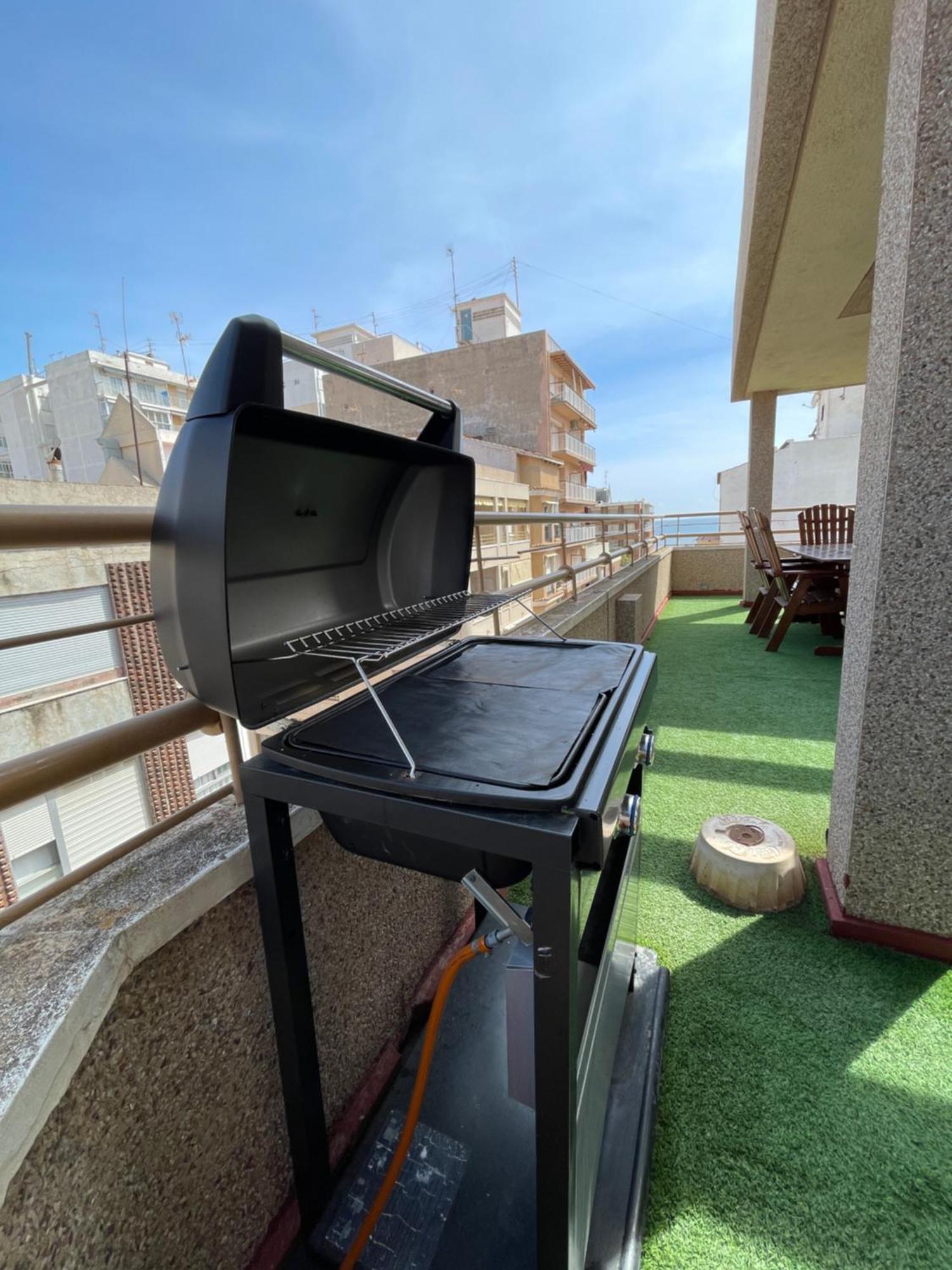 شقة Fantastico Atico Vistas Al Mar ! سانتا بولا المظهر الخارجي الصورة